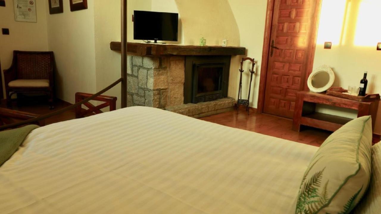 Casona De Navalmedio Hotel Cercedilla Ngoại thất bức ảnh