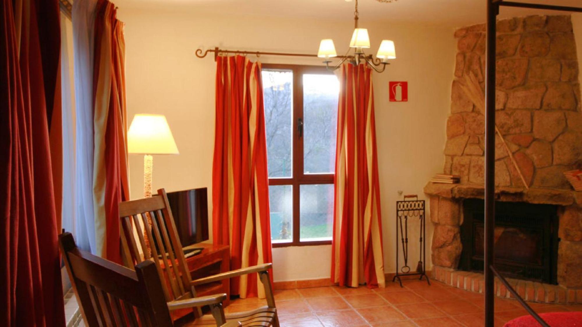 Casona De Navalmedio Hotel Cercedilla Phòng bức ảnh